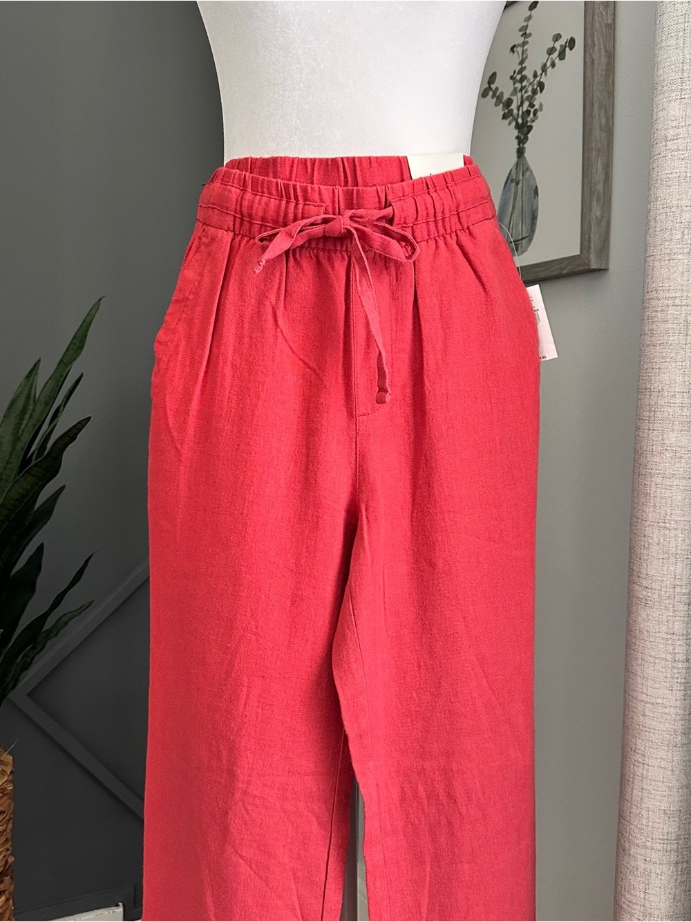 Old Navy Elastic Waist Linen-Blend Wide leg Pants in Warm Coralo